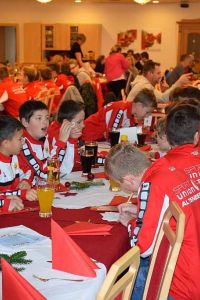 Weihnachtsfeier U10 U15 2016